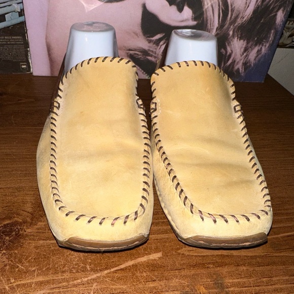 GBX Other - GBX Shoes 10 M Casual Beige Leather Slip On Men's